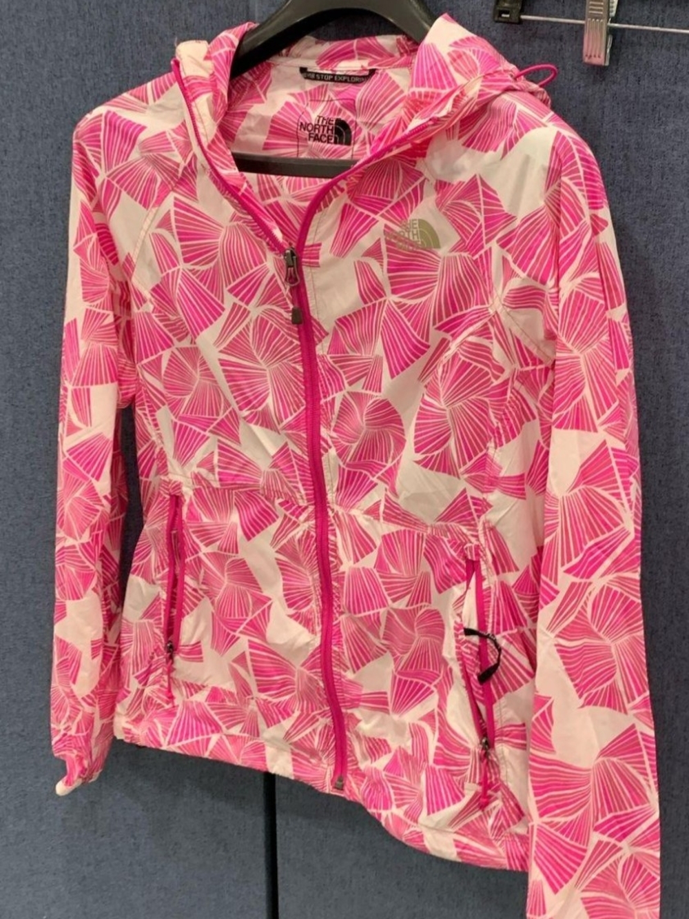 The North Face Flyweight Hoodie Women's Size M Used Great